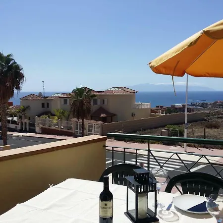 公寓 Casa El Duque With Sea View, Terrace, Heated Pool, 400m To El Duque Beach, Wifi, Sat-tv