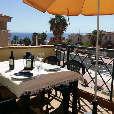 Casa El Duque With Sea View, Terrace, Heated Pool, 400m To El Duque Beach, Wifi, Sat-tv