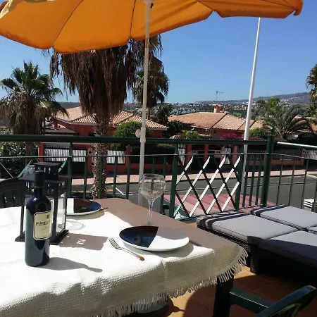 公寓 Casa El Duque With Sea View, Terrace, Heated Pool, 400m To El Duque Beach, Wifi, Sat-tv 阿德耶