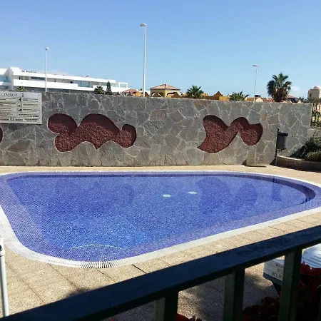 Casa El Duque With Sea View, Terrace, Heated Pool, 400m To El Duque Beach, Wifi, Sat-tv * 阿德耶