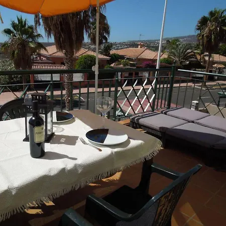 Casa El Duque With Sea View, Terrace, Heated Pool, 400m To El Duque Beach, Wifi, Sat-tv * 阿德耶