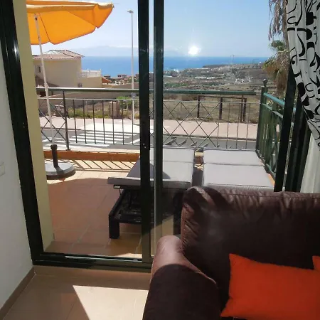 Casa El Duque With Sea View, Terrace, Heated Pool, 400m To El Duque Beach, Wifi, Sat-tv